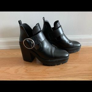 Zara heeled ankle boots